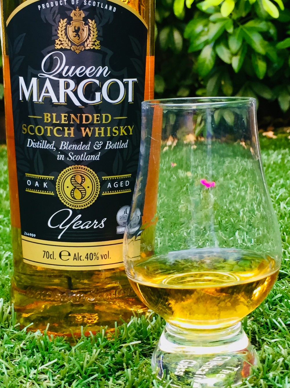 Review of Queen Margot 8 Years by @RikS - Whisky Connosr